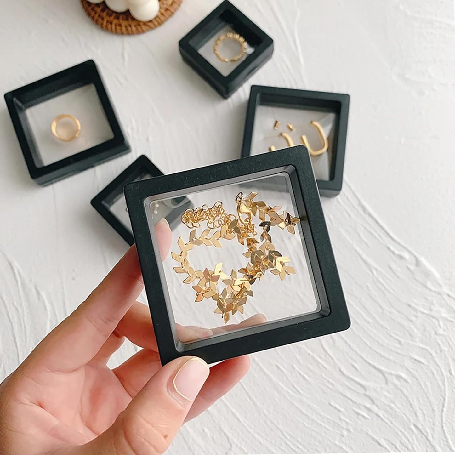3D Floating Frames