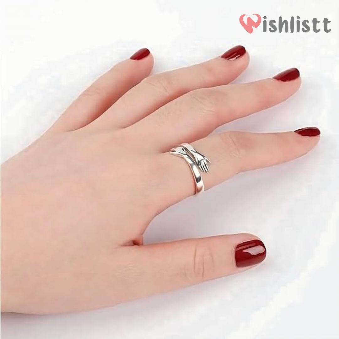 Hug Ring