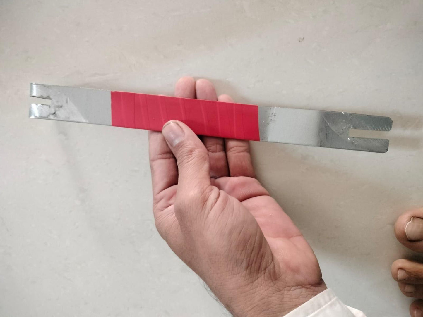 Automotive Electrical Connector Separator