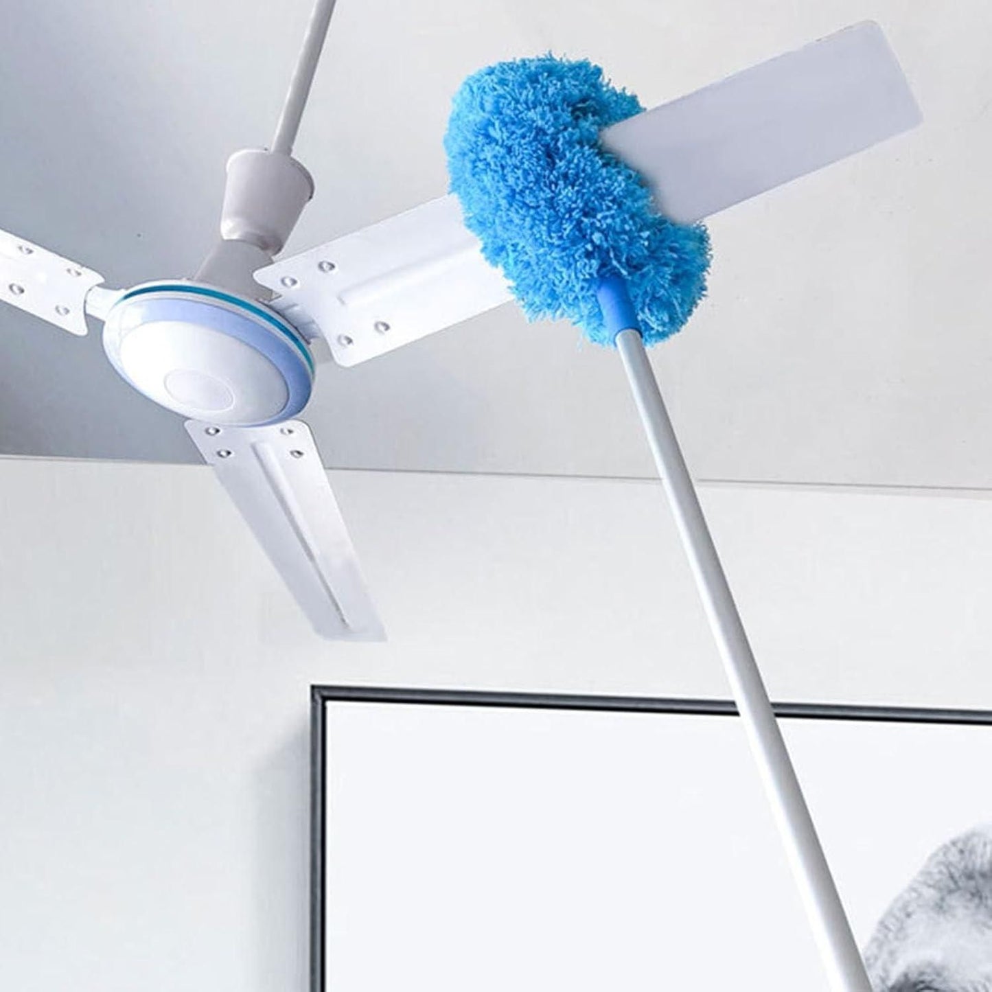 Extendable Fan Duster