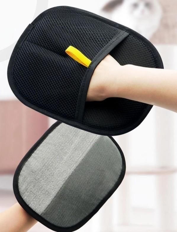 Pet Hair Removal Gloves (Buy 1 Get 1 Free)