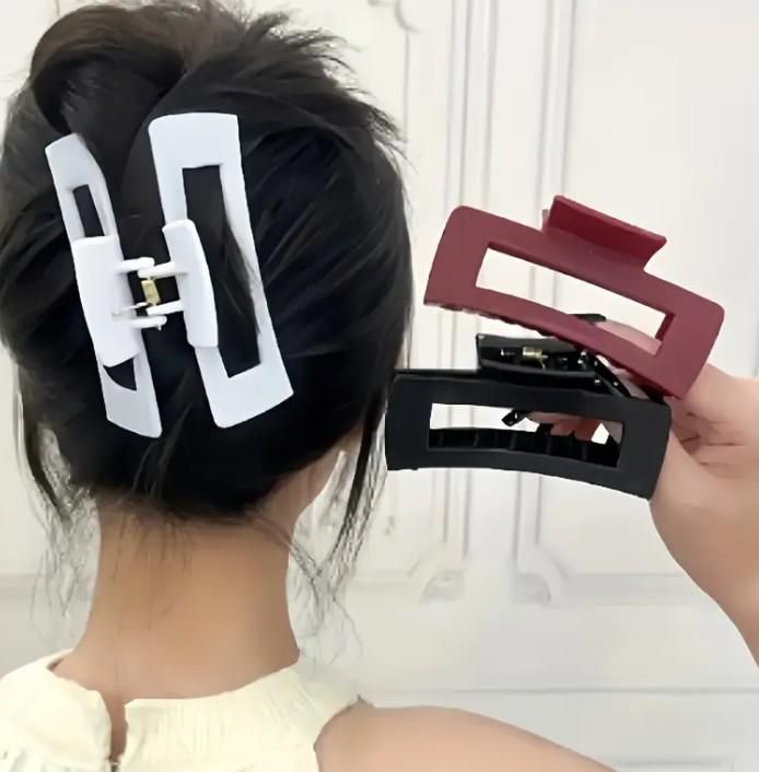 Silicon Hair Buckle (Buy 1 Get 1 Free)